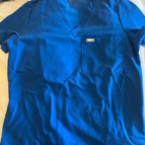 Figs Woman’s scrub top